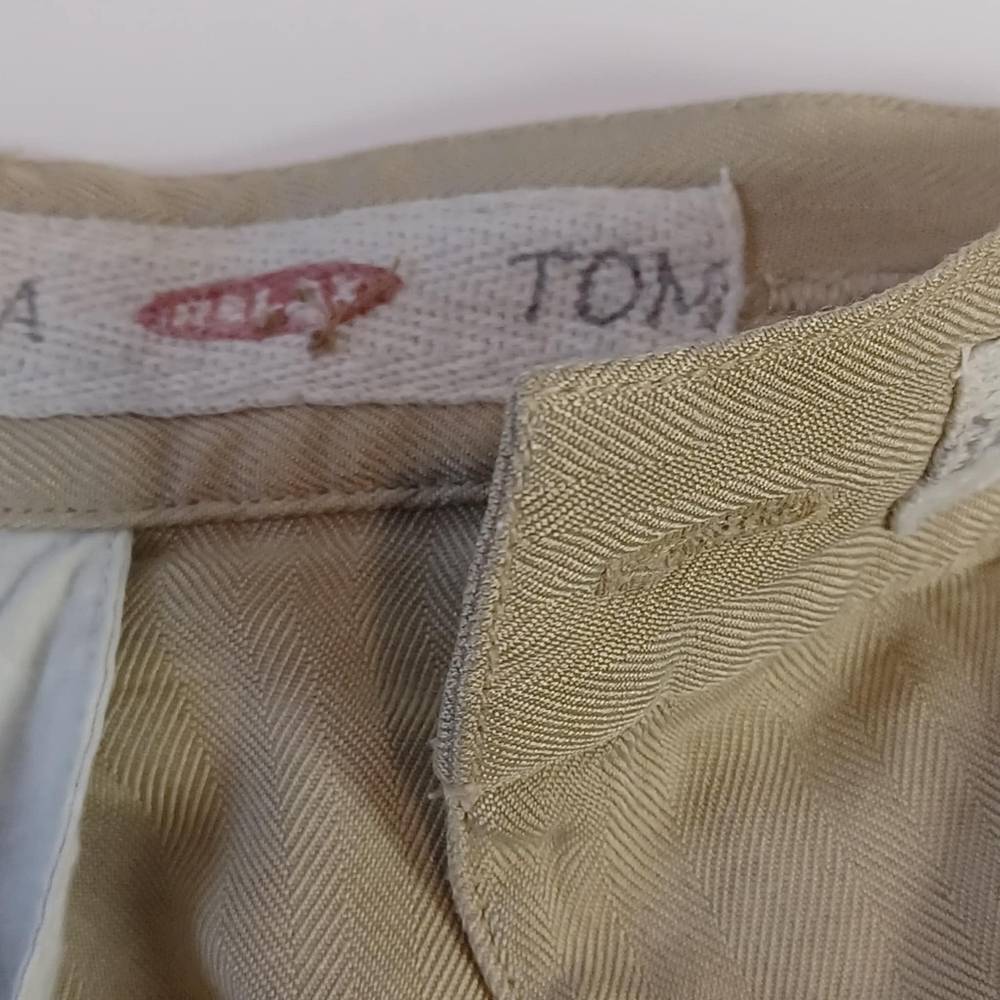 Tommy Bahama Shorts 100% Silk Men's Size 34 Tan Beige Pleated Beach Golf Summer - Picture 5 of 9